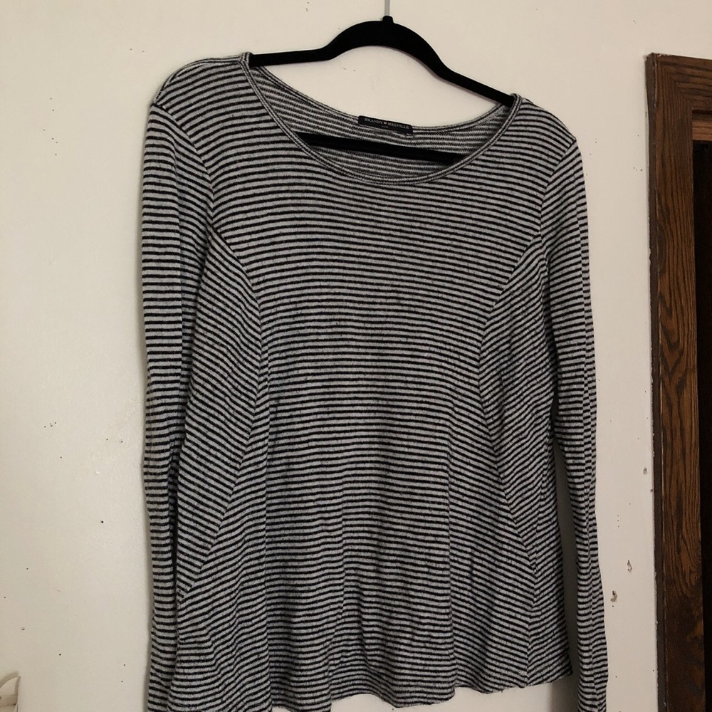 brandy melville knit ☾